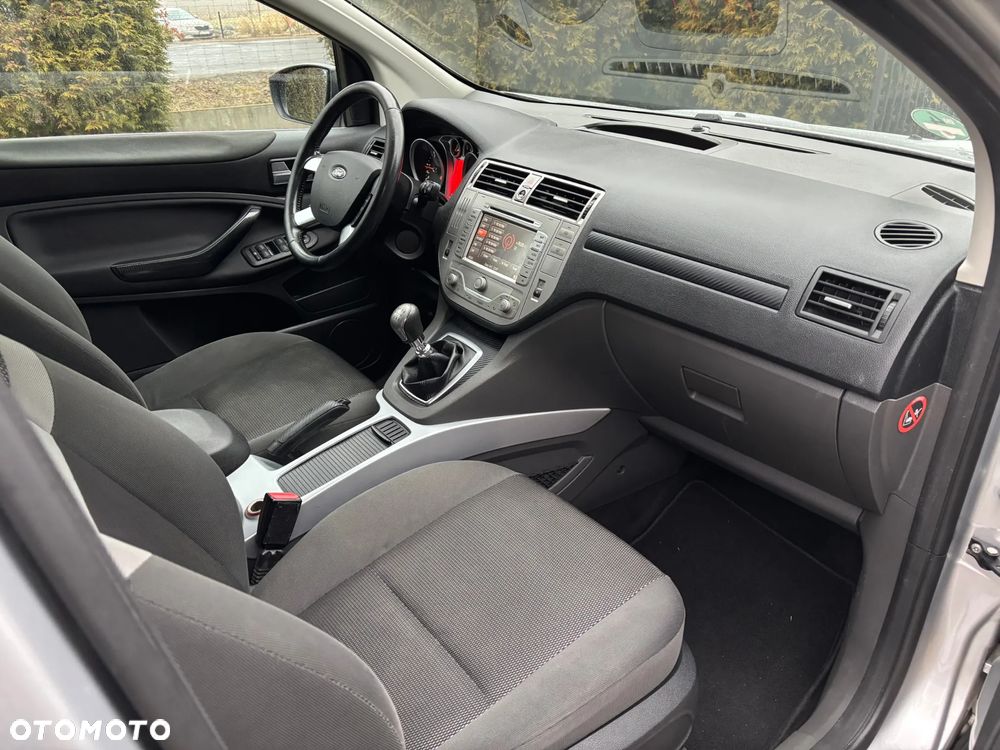 Ford Kuga 2.0 TDCi Titanium - 9
