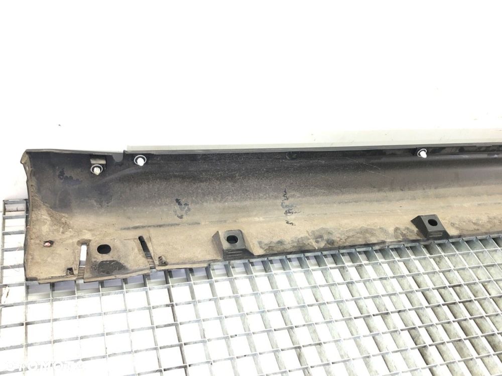 LISTWA PROGOWA PRAWA - 399.00 PLN - SUZUKI SX4 S-CROSS (JY) 2013 - 2022 1.4 Hybrid (Mild Hybrid) - 6