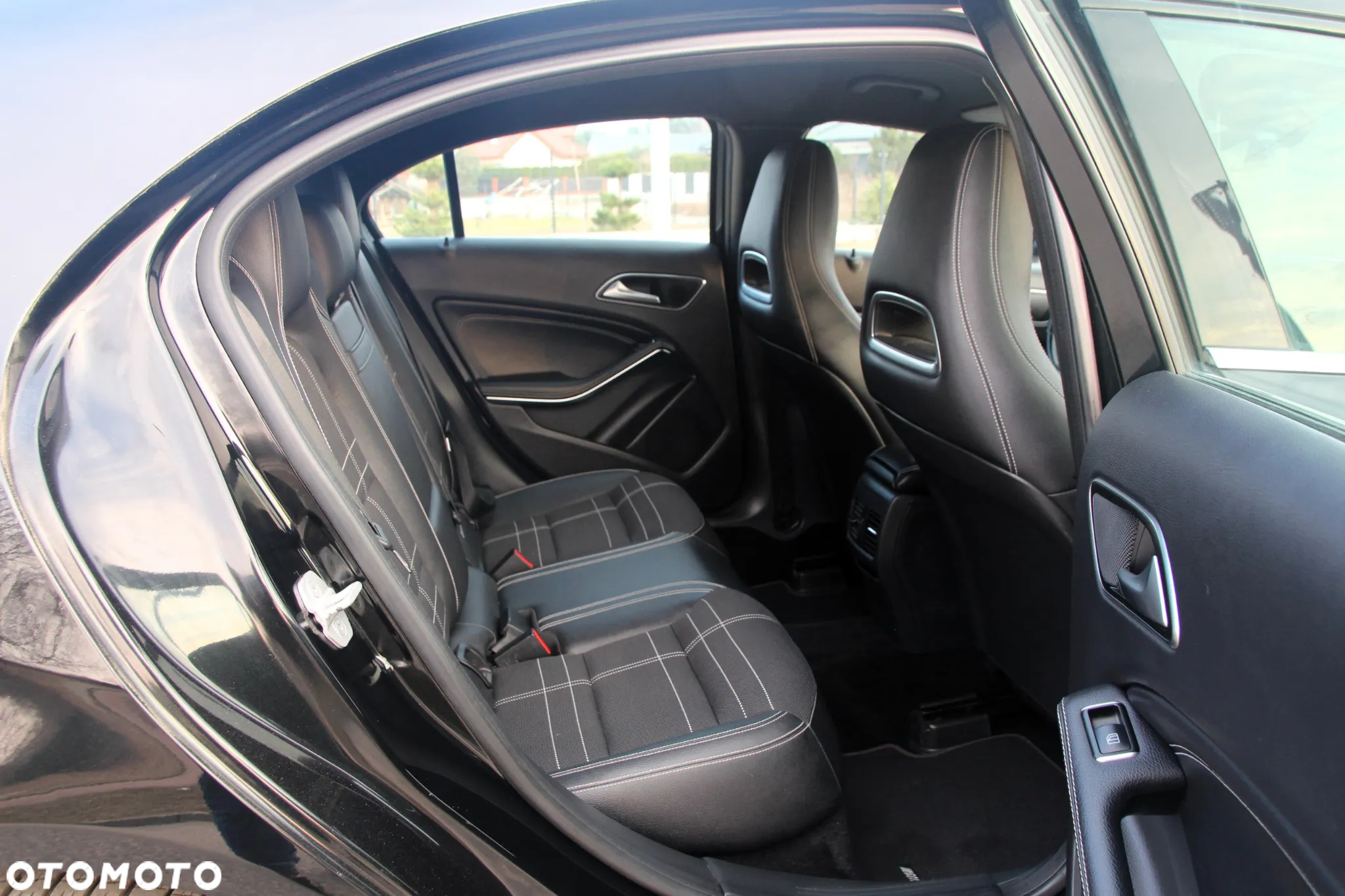 Mercedes-Benz Klasa A 180 d 7G-DCT AMG Line - 17
