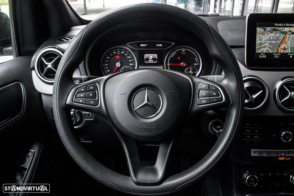 Mercedes-Benz B 250 e Electric Drive - 13