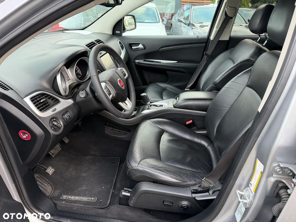 Fiat Freemont 2.0 Multijet 16V DPF Automatik Allrad Lounge - 28