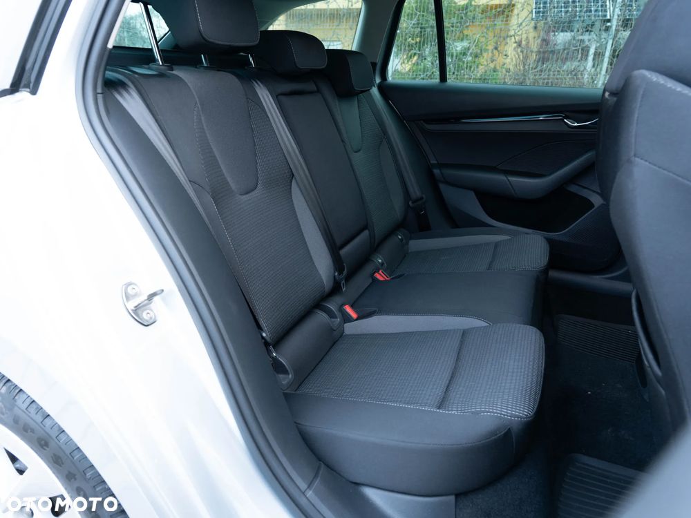 Skoda Octavia 2.0 TDI Ambition - 19