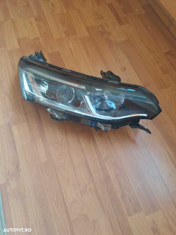 Far dreapta LED Renault Talisman cod 260108543R - 1