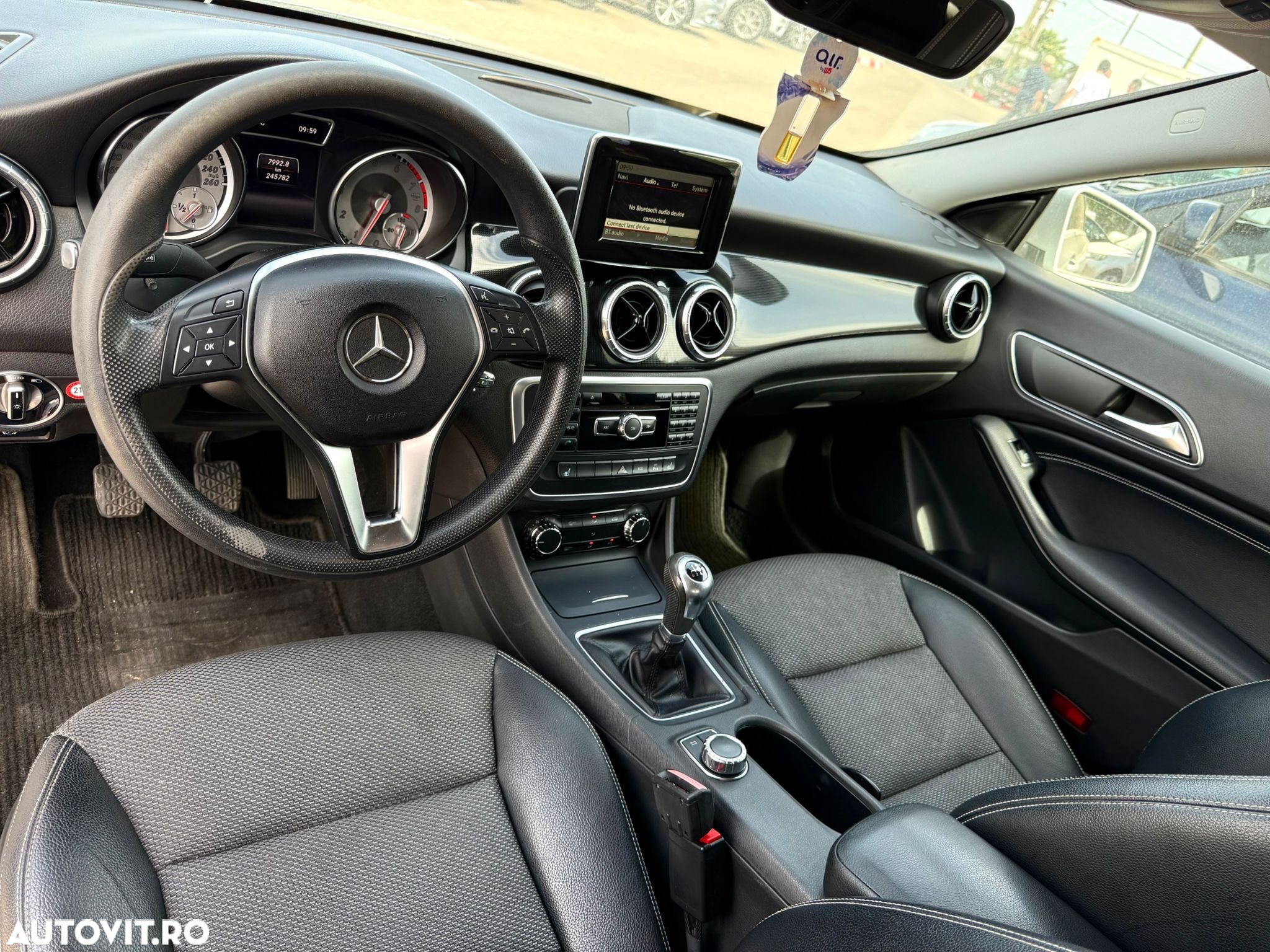 Mercedes-Benz CLA 200 - 5