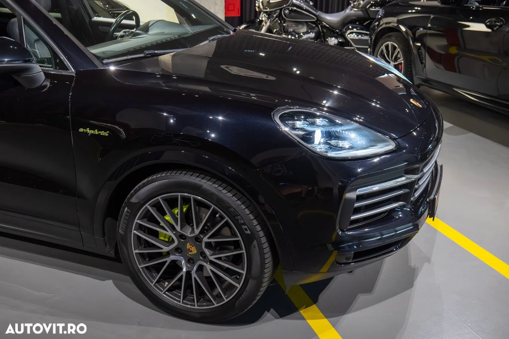 Porsche Cayenne S E-Hybrid Platinum Edition - 17