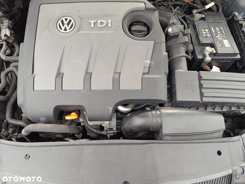 Volkswagen Golf 1.6 TDI BlueMotion Technology Comfortline - 32