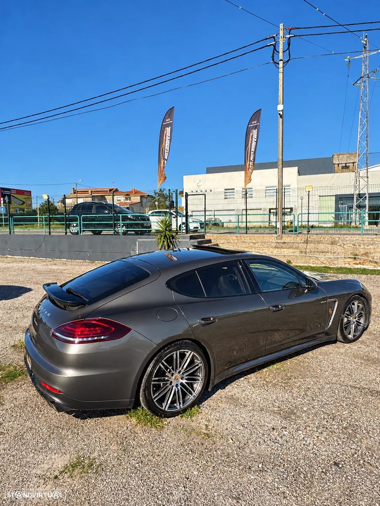 Porsche Panamera 3.0 V6 - 7