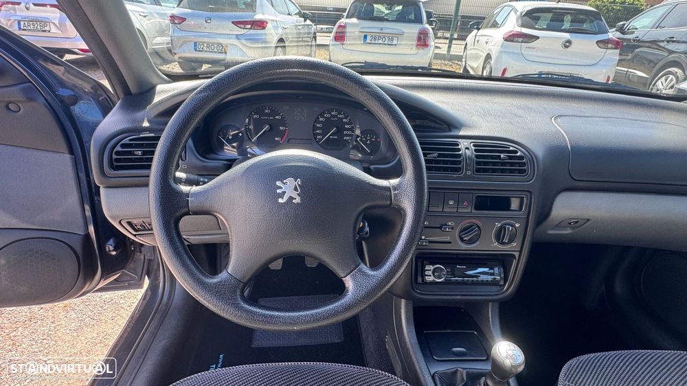 Peugeot 406 - 16