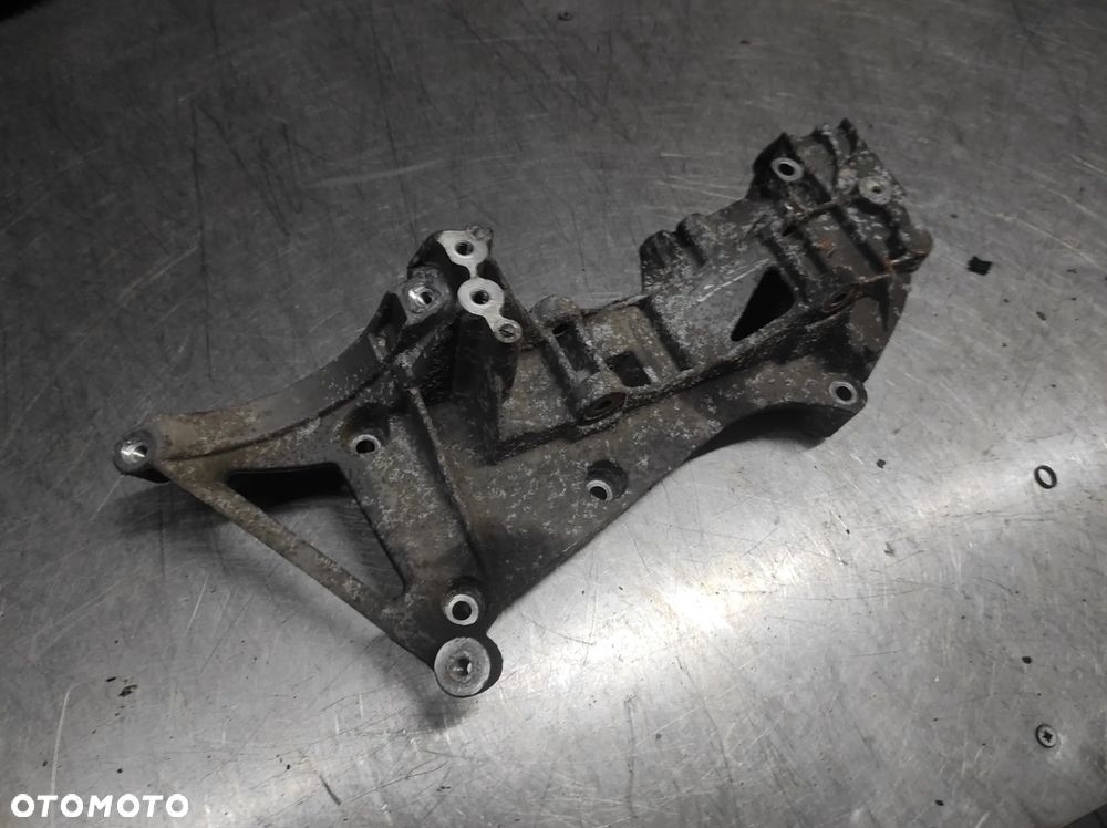ŁAPA WSPORNIK ALTERNATORA 07K903143F 2.5 BENZYNA VW JETTA CAŁA WYSYŁKA !!!! - 1
