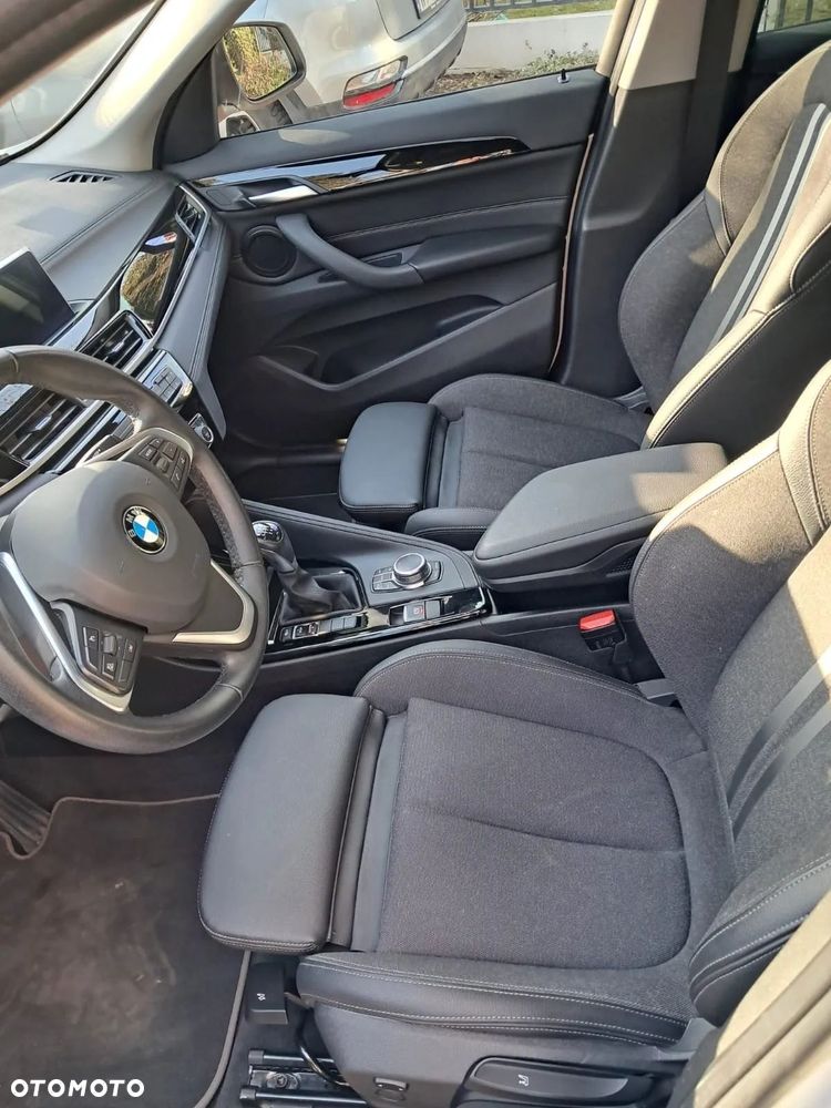 BMW X1 sDrive18i GPF Sport Line - 10