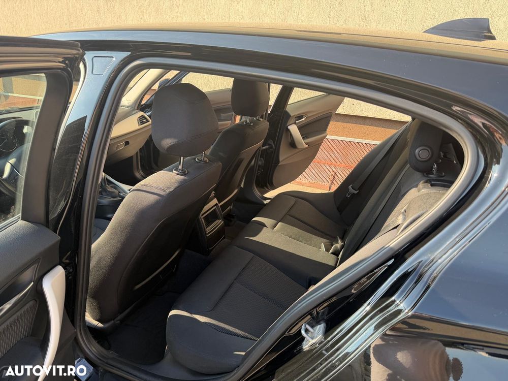 BMW Seria 1 114i Urban Line - 5
