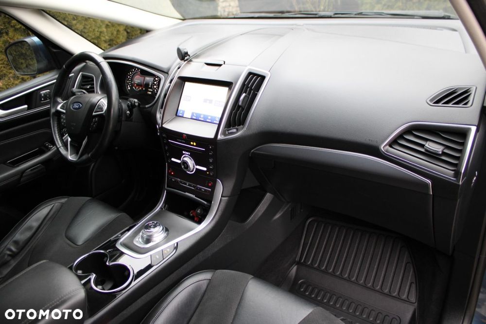 Ford S-Max 2.0 EcoBlue Titanium - 12