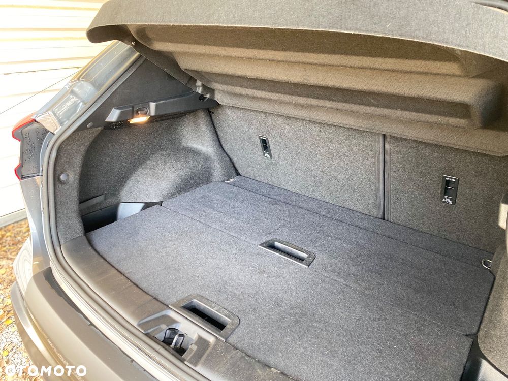 Nissan Qashqai 1.2 DIG-T Tekna EU6 - 33