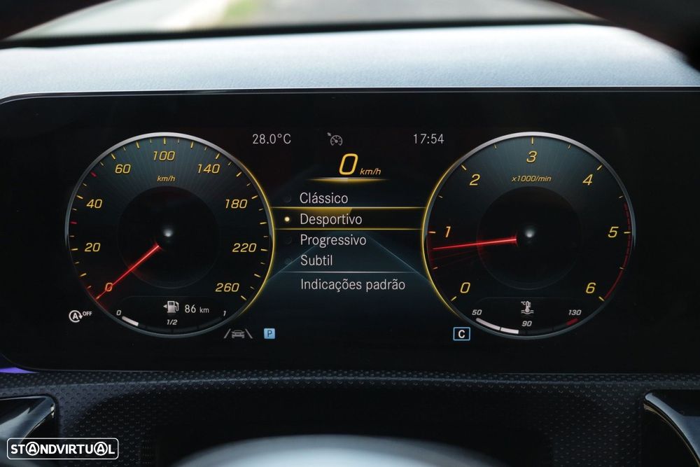 Mercedes-Benz A 180 d AMG Line - 50