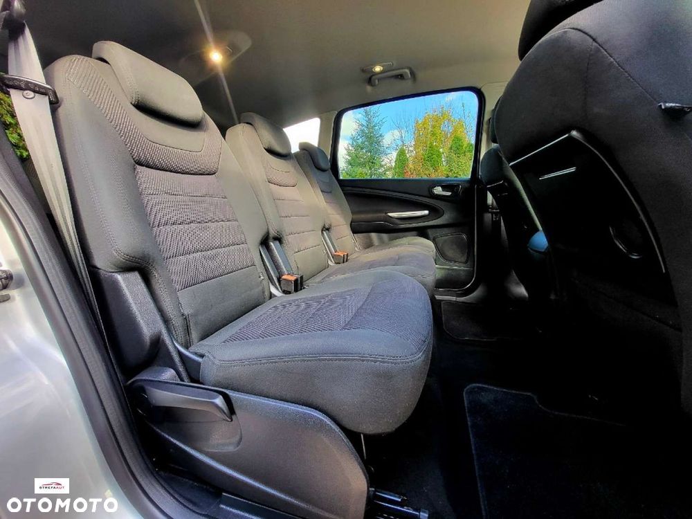 Ford S-Max - 7