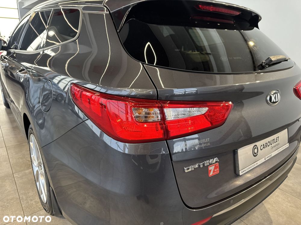 Kia Optima - 12