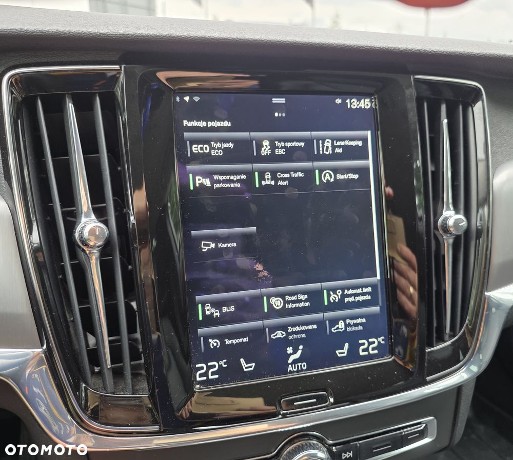 Volvo V90 D4 Inscription - 25