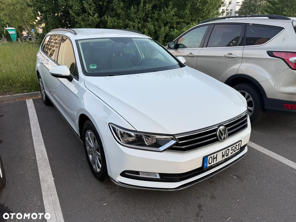 Volkswagen Passat 1.6 TDI (BlueMotion Technology) Comfortline - 3