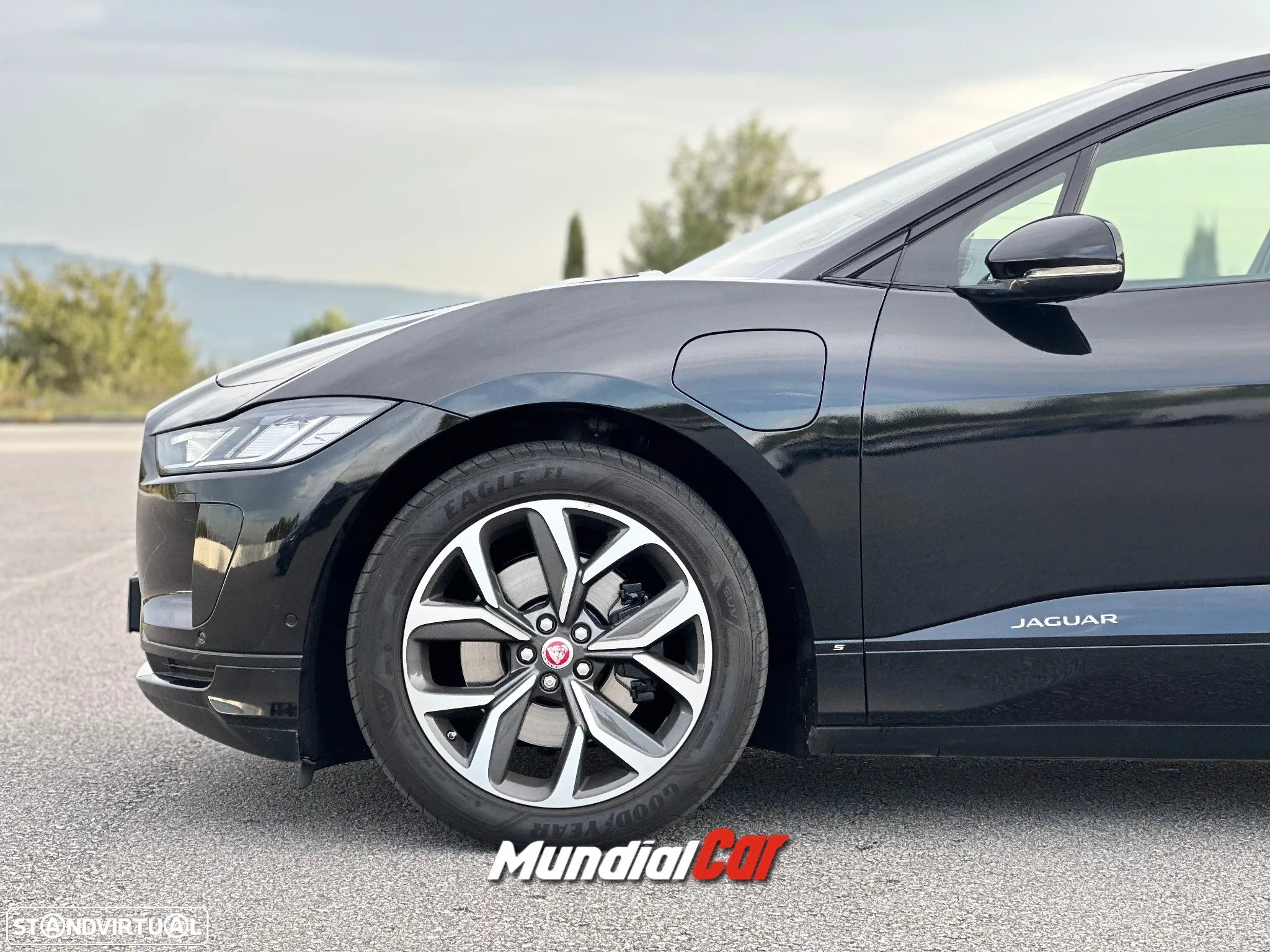 Jaguar I-Pace - 14