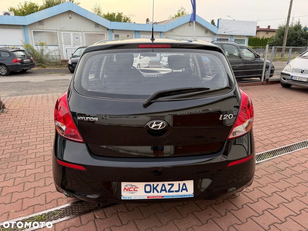 Hyundai i20 - 10