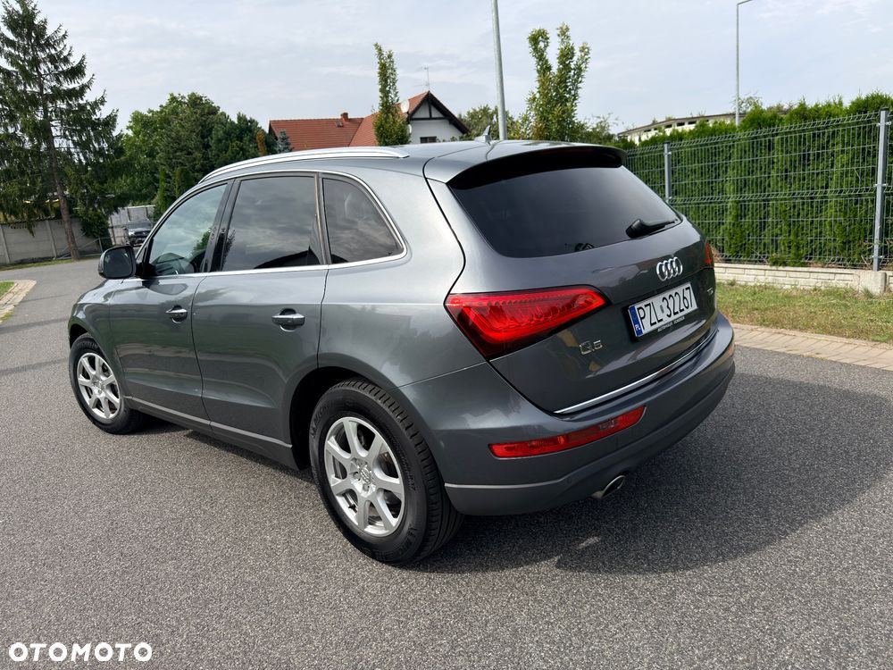 Audi Q5 2.0 TDI S tronic - 9