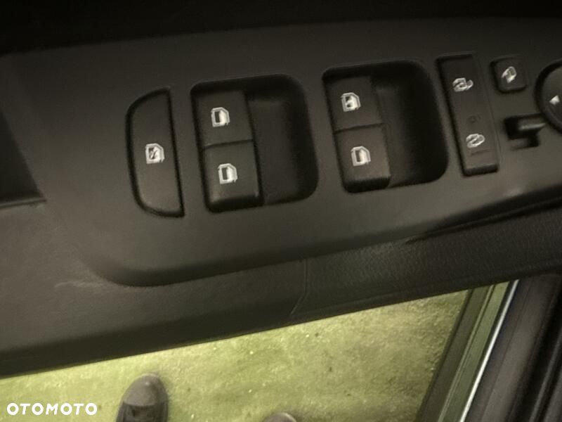 Kia Sportage - 13