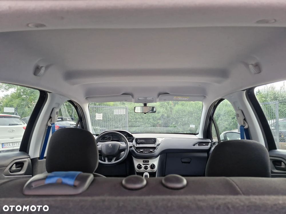 Peugeot 208 PureTech 82 Urban Move - 26