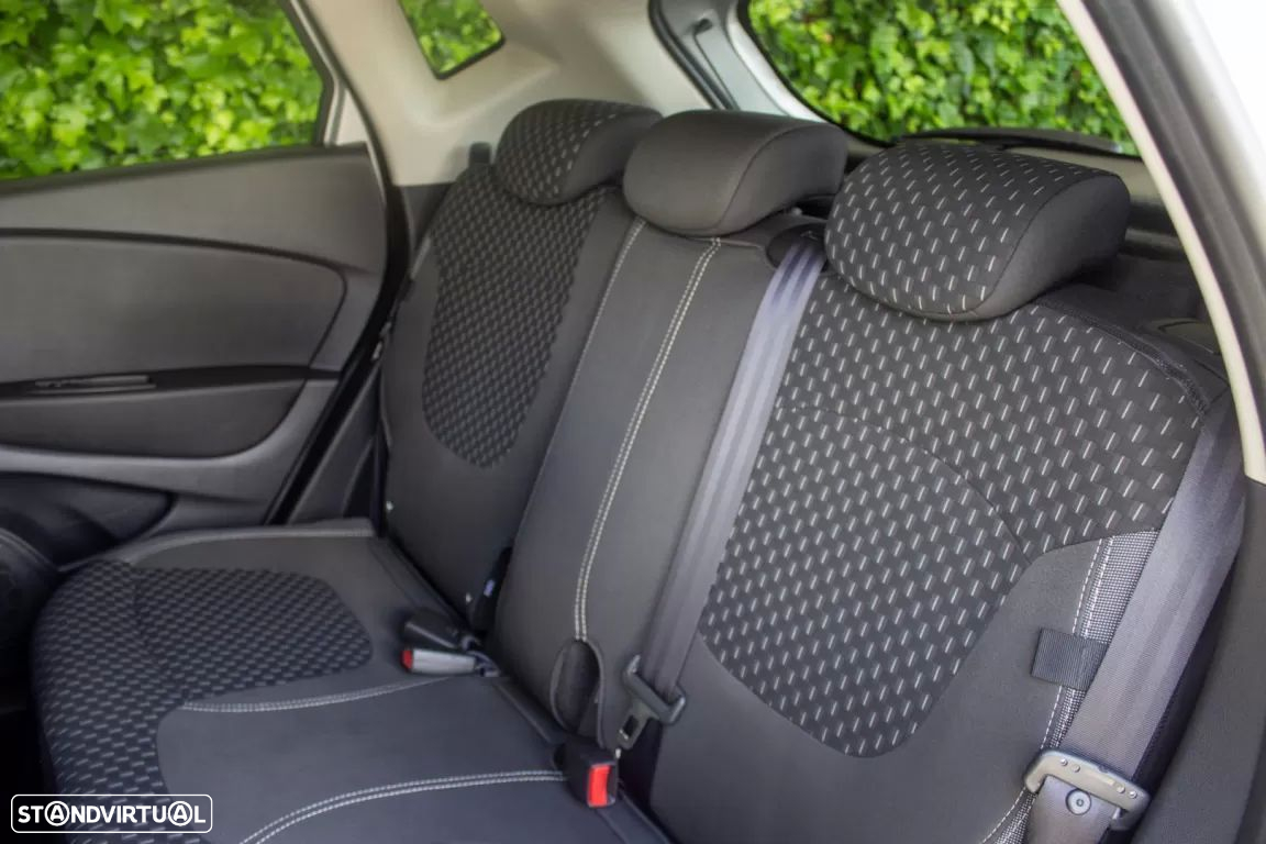 Renault Captur 1.5 dCi Exclusive EDC - 13