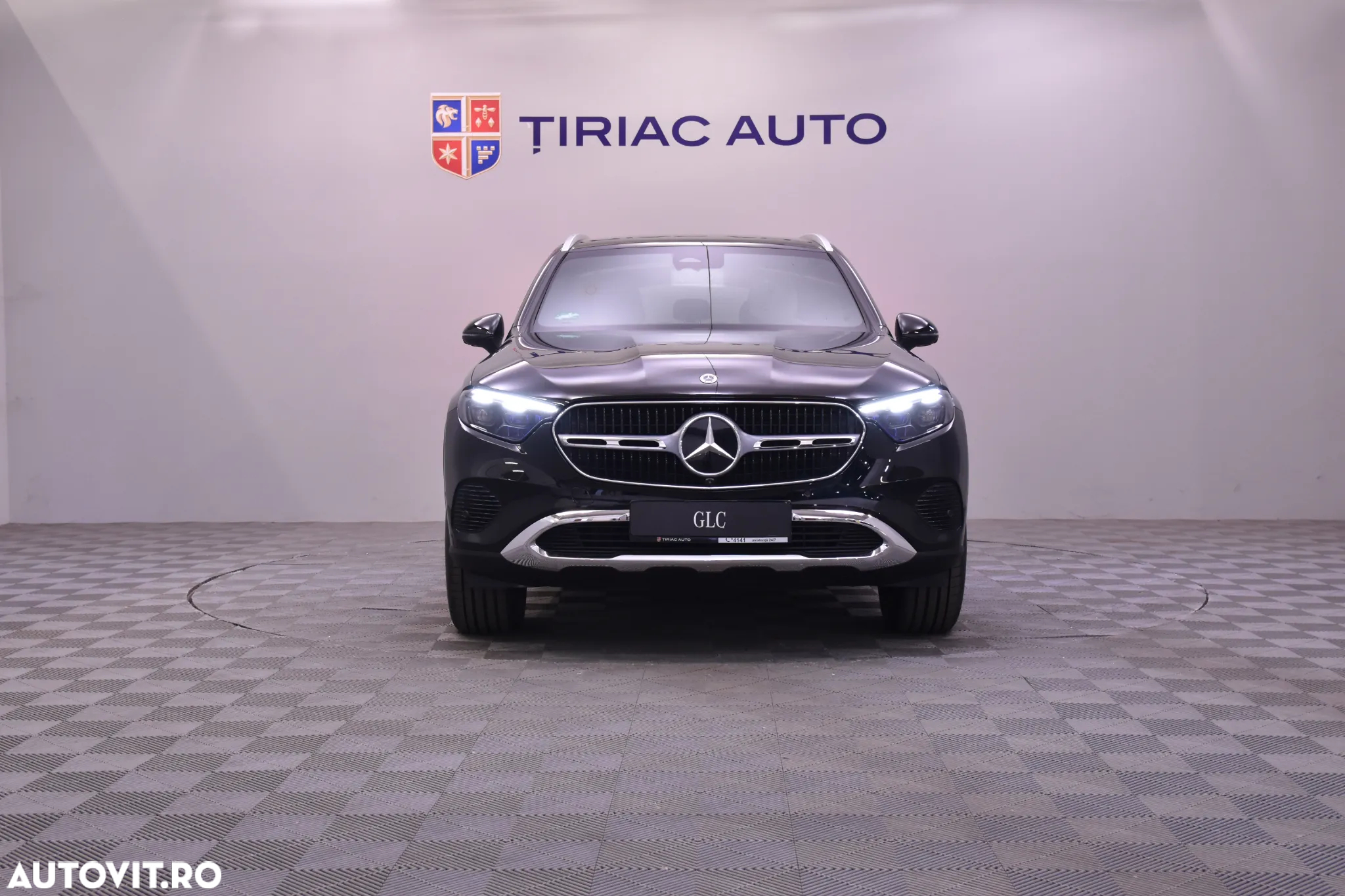 Mercedes-Benz GLC 300 e 4MATIC - 8