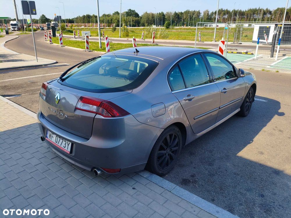 Renault Laguna - 8