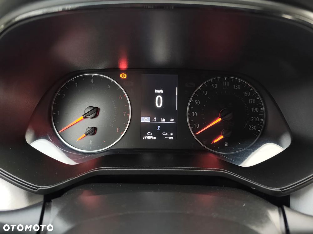 Renault Clio TCe 90 EVOLUTION - 37