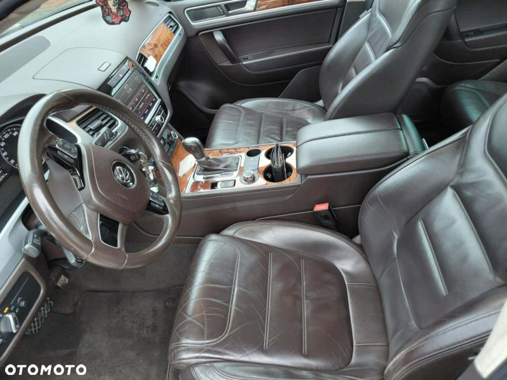 Volkswagen Touareg - 9