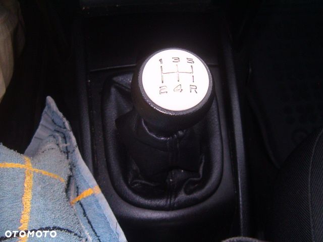 Peugeot 207 - 27