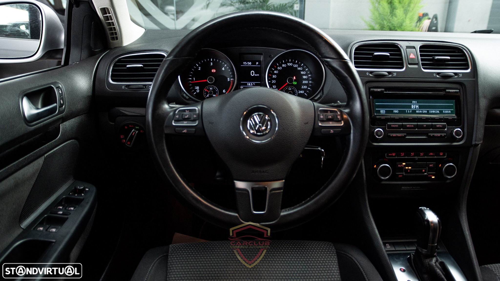 VW Golf Variant 2.0 TDi Confortline DSG - 14