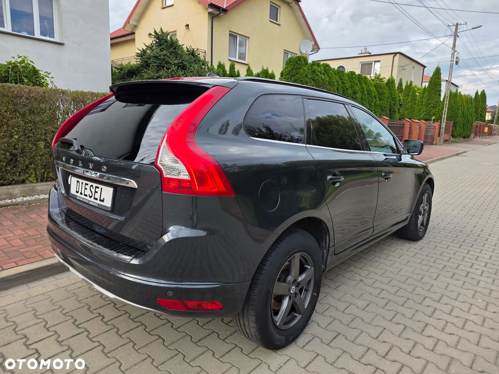 Volvo XC 60 D3 Drive-E Momentum - 9
