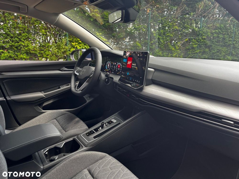 Volkswagen Golf - 17