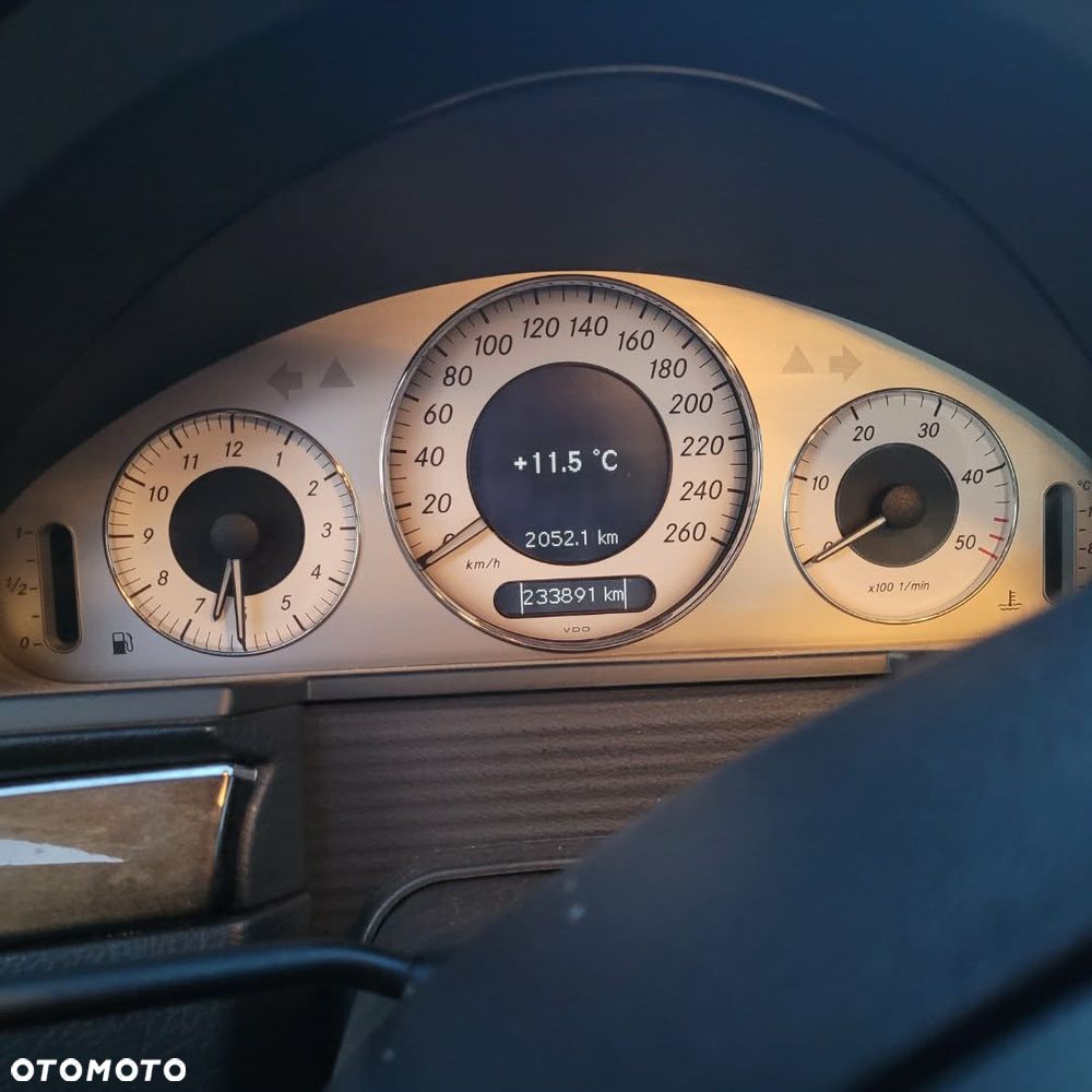 Mercedes-Benz Klasa E 320 CDI Avantgarde - 10
