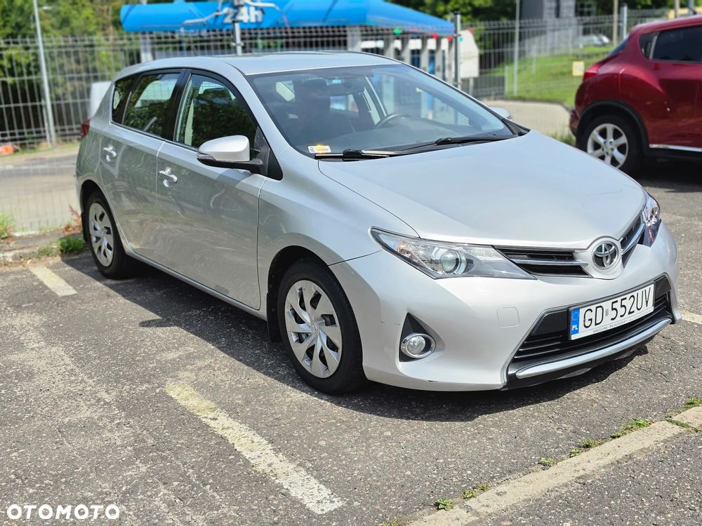 Toyota Auris - 4