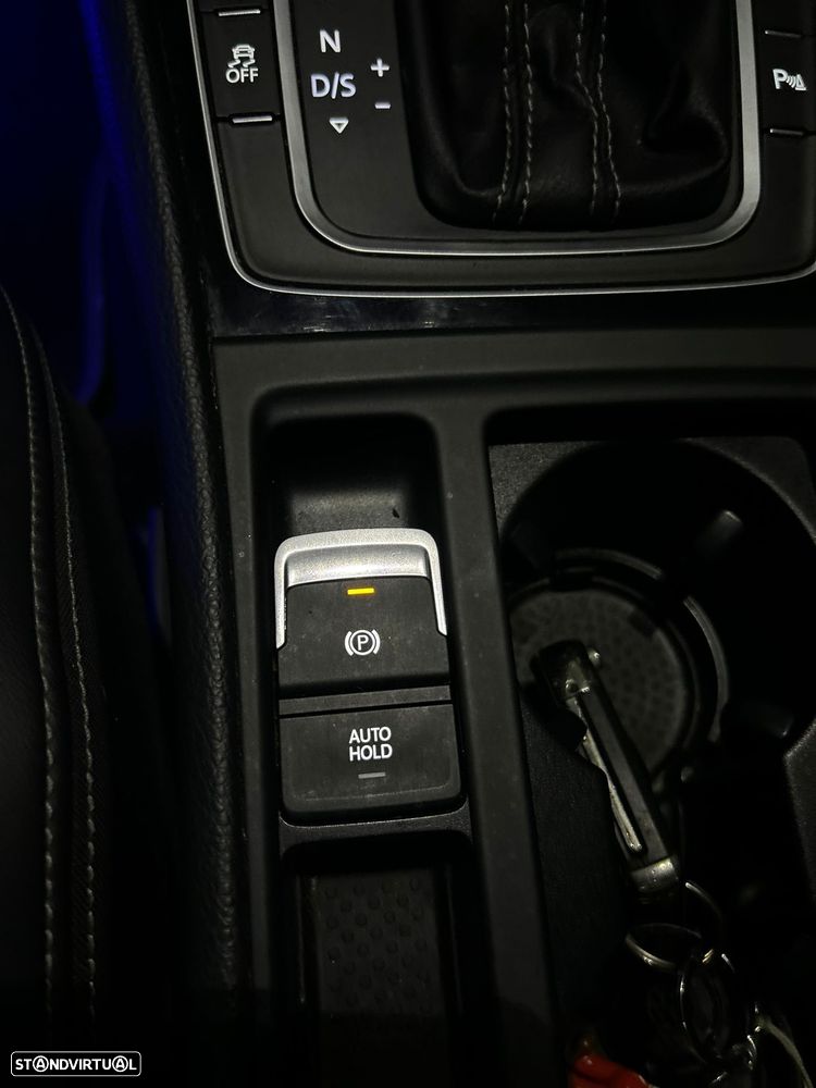 VW Golf Variant R 4Motion BlueMotion DSG - 20