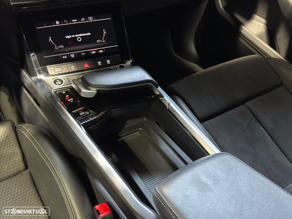 Audi e-tron 55 quattro S line - 34