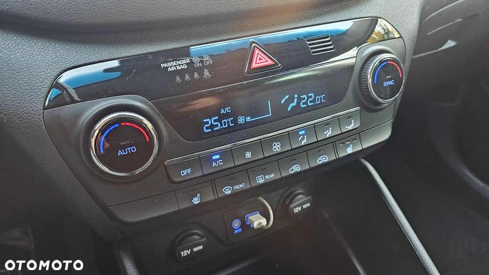 Hyundai Tucson blue 1.7 CRDi 2WD DCT Premium - 31