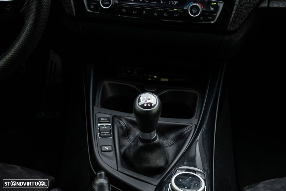 BMW 116 d Pack M - 22