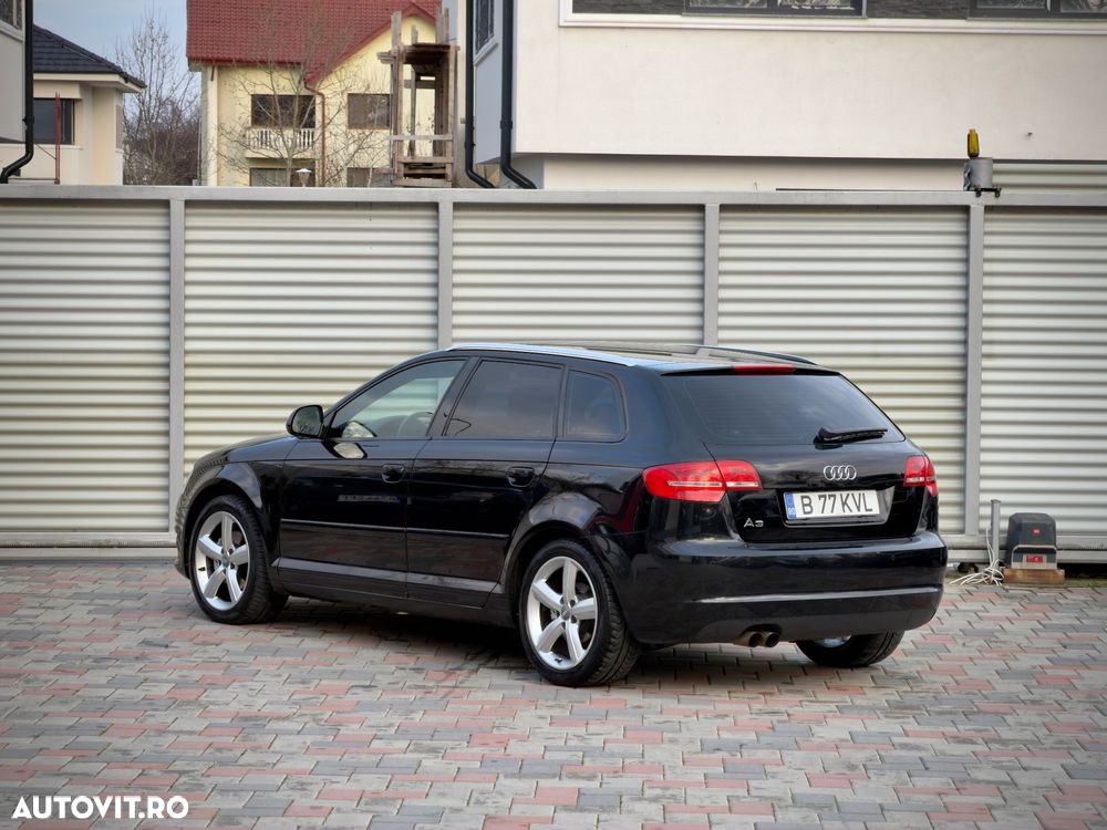 Audi A3 Sportback - 2
