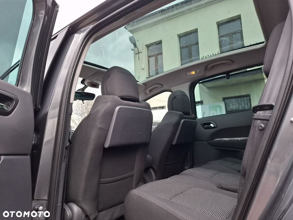 Peugeot 5008 2.0 HDi Business Line - 25