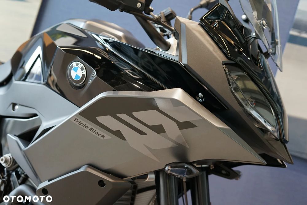 BMW XR - 16