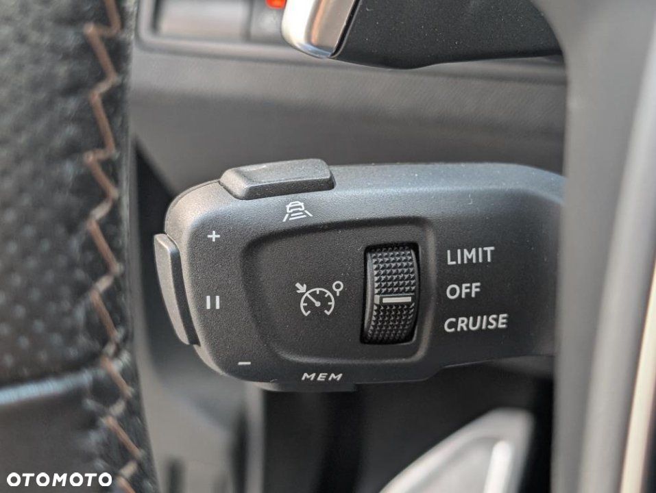 Peugeot 3008 - 16