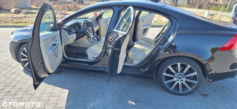 Volvo S60 T6 AWD Geartronic Summum - 16