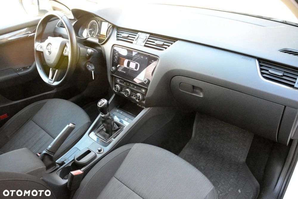 Skoda Octavia 1.4 TSI Style - 16