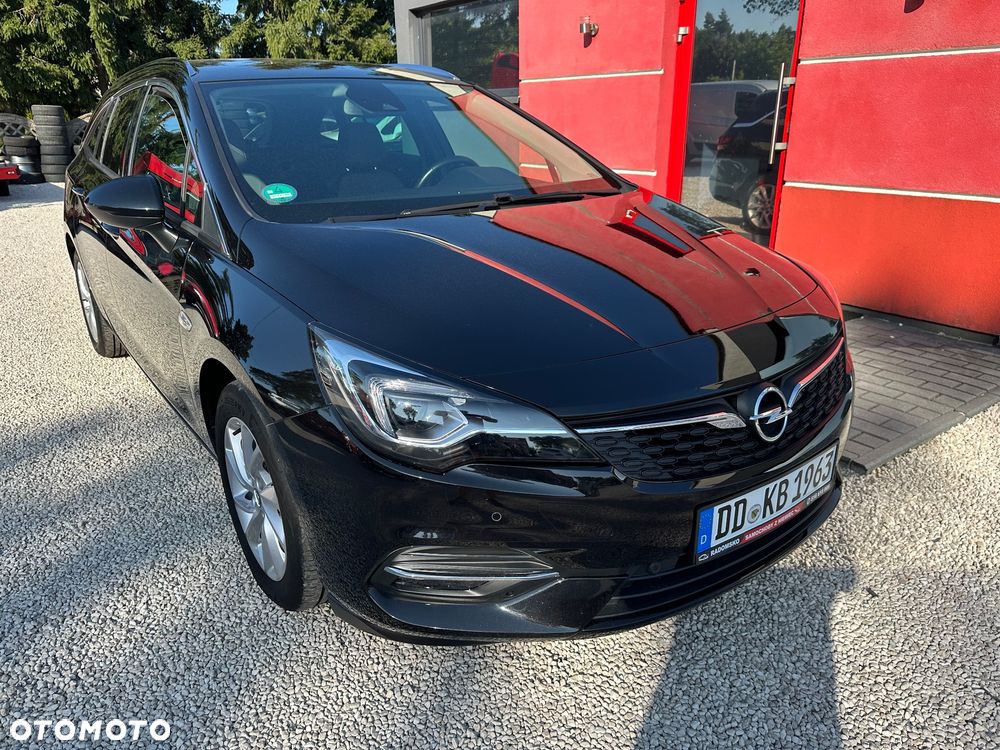 Opel Astra 1.2 Turbo Edition - 1