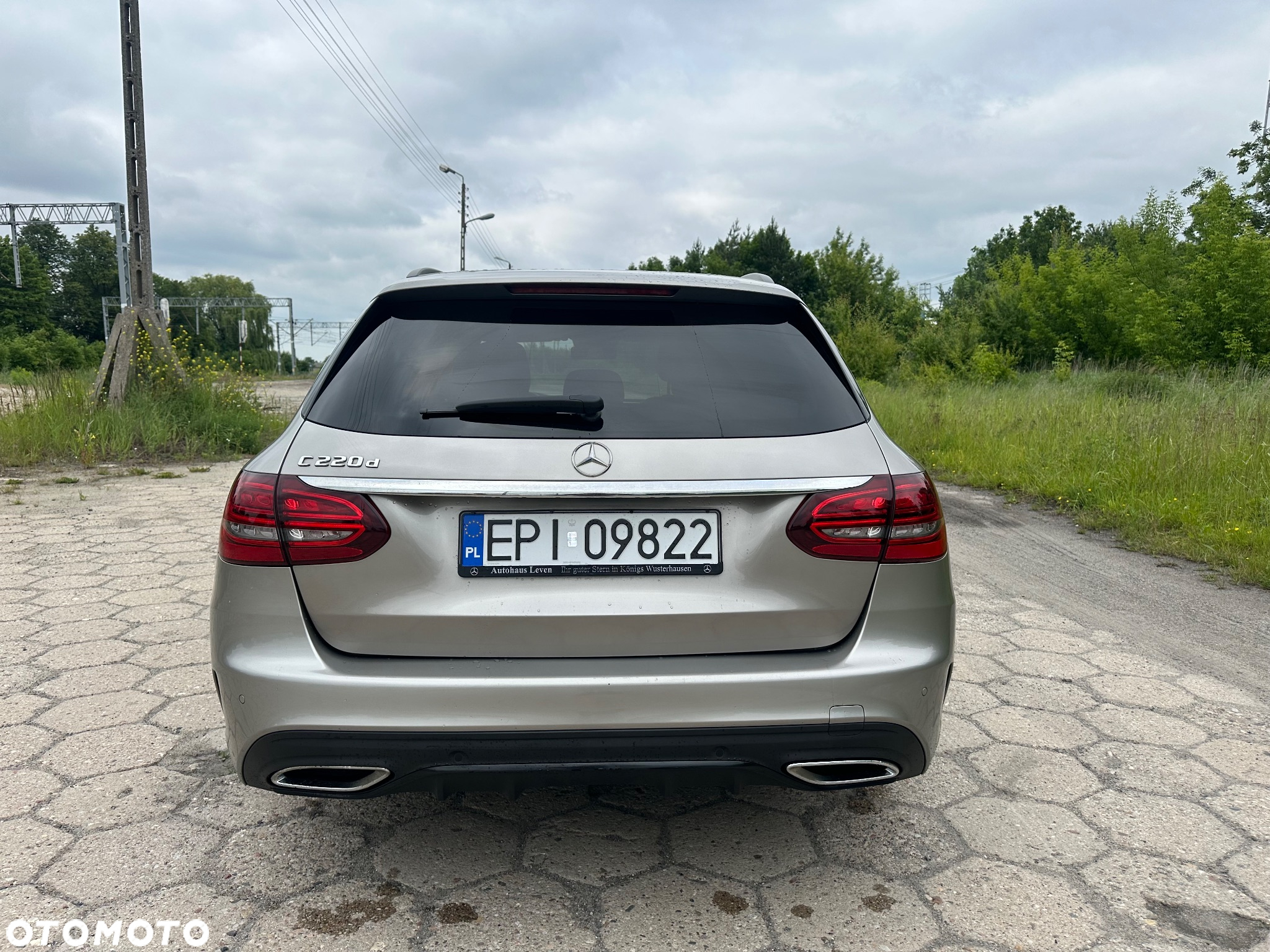 Mercedes-Benz Klasa C 220 d T 9G-TRONIC Night Edition - 5